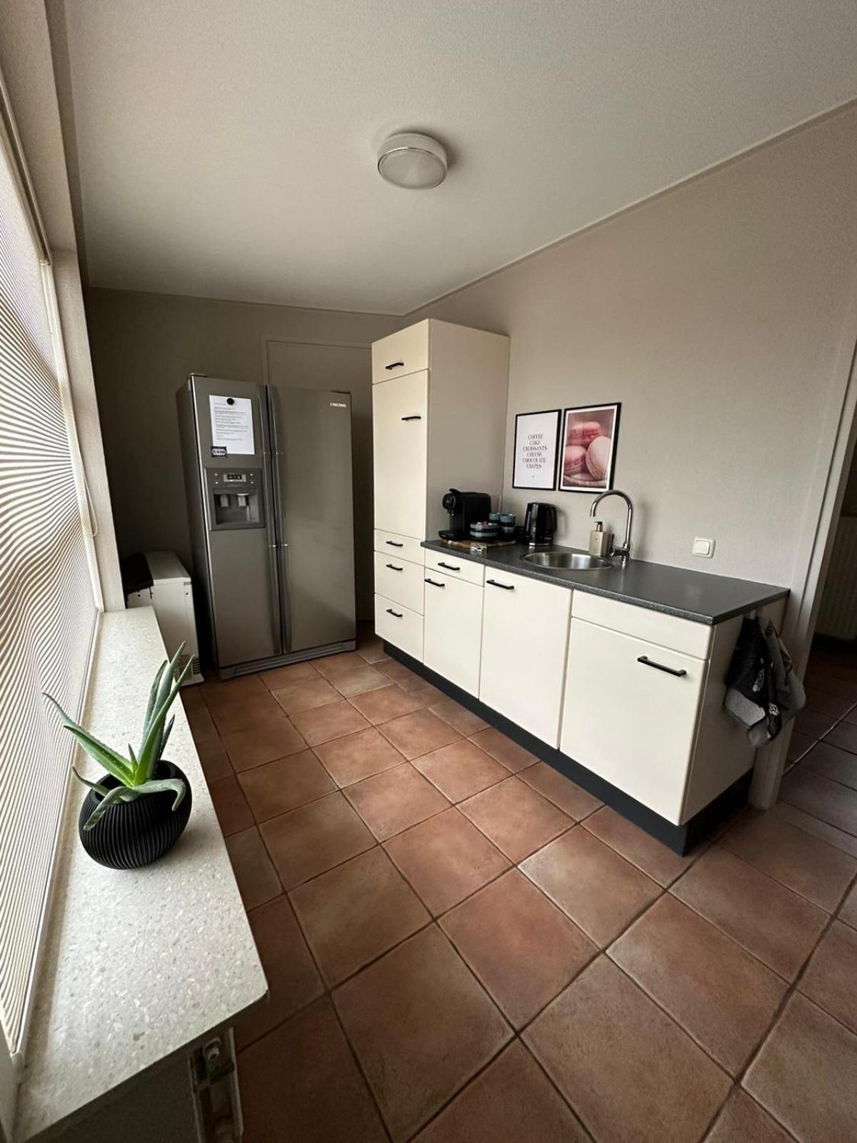 B&B Twente Енсхеде Екстериор снимка